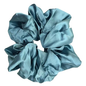 お客様のロゴ対応 特大 伸縮性 ゴム ジャンボ XXL シルクサテン ヘアシュシュ 女性・女の子向け ポニーテールホルダー - Product Image 4