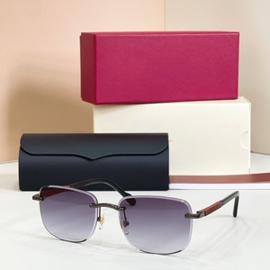 Lunettes de soleil carrées de luxe pour hommes et femmes, protection UV400, haute qualité, unisexes, pour les voyages d'affaires et les vacances - Product Image 2