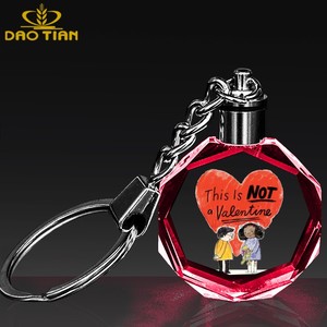 Wholesale K9 Crystal Glass Keychain Blank Octagon Diamond Blank Crystal Keychain Led Light for love Gift Valentine's Day