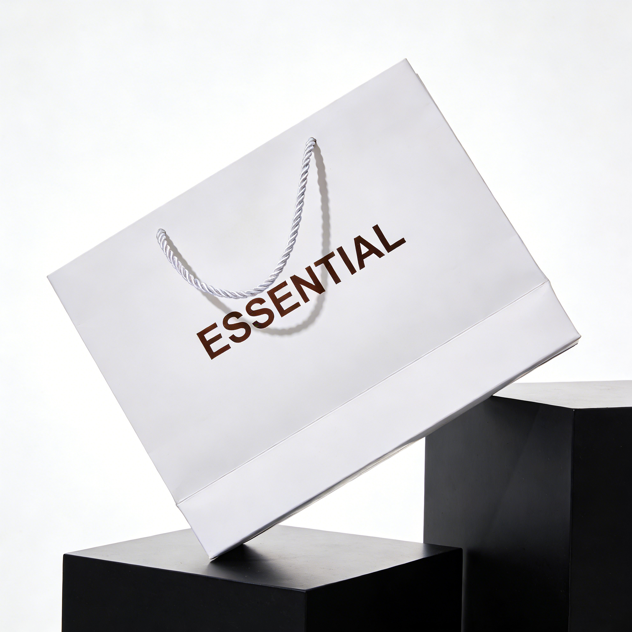 Best Selling Personalized Durable Paper Bag for Packaging Cloth