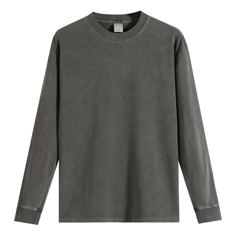 สีเทาเข้ม