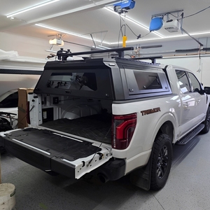 Couverture de benne de camionnette en aluminium OEM, hardtop personnalisé, coque de camping imperméable, protection de cargaison arrière pour Tacoma F150 <span class=keywords><strong>Sierra</strong></span> - Product Image 4