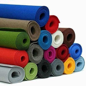 Tissu non tissé respirant en feutre coloré viscose/polyester, aiguilleté, écologique, antistatique et antibactérien - Product Image 1
