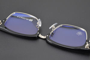 日本輸入ビジネスレトロチタンメガネ男性用超軽量チタン高級メガネ女性用高級デザイナー読書用メガネ - Product Image 5