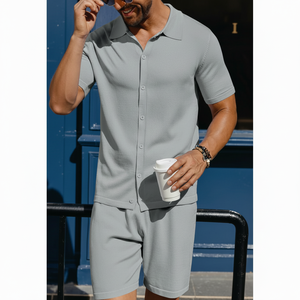 Ensemble décontracté 2 pièces pour homme : Chemise tricotée à manches courtes boutonnée et short à séchage rapide, motif léopard, en Spandex/Coton/Fibre de bambou - Product Image 1