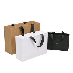 ถุงกระดาษสีขาวบรรจุภัณฑ์แบบเชือกบิดถุงกระดาษสำหรับช้อปปิ้งและทำจากกระดาษคราฟท์แบบเรียบง่ายพร้อมถุงกระดาษประดับริบบิ้น - Product Image 3