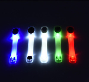 Funzionamento di <span class=keywords><strong>notte</strong></span> e di guida del silicone multicolore luminoso wristband del braccialetto braccio avvertimento di sicurezza della luce - Product Image 6