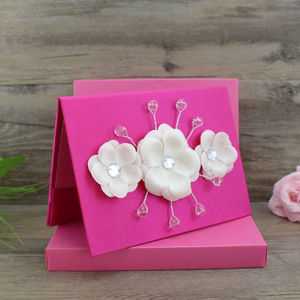 Invitation de <span class=keywords><strong>mariage</strong></span> de boîte-cadeau <span class=keywords><strong>rouge</strong></span> de fleur de cristal de <span class=keywords><strong>rose</strong></span> avec la conception de fleur - Product Image 2