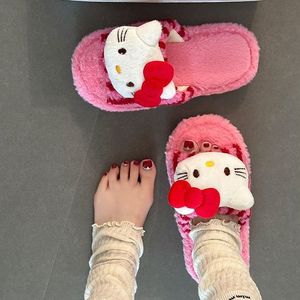 รองเท้าเด็กน่ารักแบบขายส่ง ขนปุยลายการ์ตูนหนูแฮมสเตอร์ อุ่นสบาย พื้นพลาสติกนุ่ม ใส่ในบ้าน สำหรับฤดูใบไม้ร่วงและฤดูหนาว - Product Image 3
