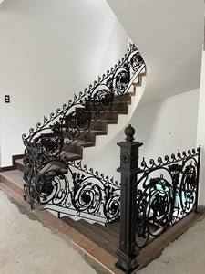 Rampe d'escalier moderne néoclassique, fournisseur de haute qualité, rampe en fer forgé, protection UV, résistant à la rouille - Product Image 6