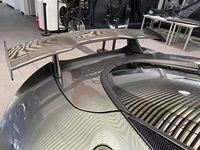 Pour les améliorations McLaren GT avec un diffuseur en fibre de carbone sèche de style MSO et un kit carrosserie avec aileron arrière