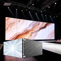 Écran LED 8K d'intérieur, toile de fond de scène pour studio TV, éclairage d'ambiance, haute fréquence de rafraîchissement, image vive pour mur vidéo de diffusion.