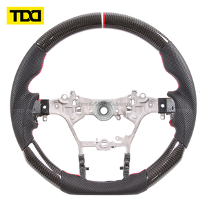 Volante Deportivo de Fibra de Carbono Real TDD, Compatible con Toyota Hilux, Estilo D-Shape, Volante de Carreras de Fibra de Carbono y Cuero - Product Image 4