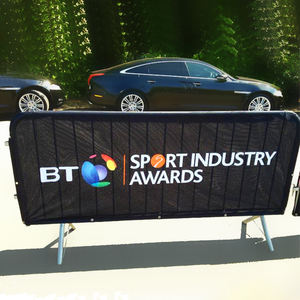 Couverture de barrière en tissu vente directe d'usine impression personnalisée Double face image personnalisée populaire parfaite pour la bannière de contrôle des foules - Product Image 2