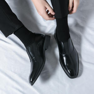 Nuevos Zapatos Oxford de Cuero para Hombre, Estilo Británico Casual de Lujo, Hechos a Mano, Impermeables, Color Verde Perenne, Cerrados, Sin Cordones, Formales, para Boda u Oficina - Product Image 4