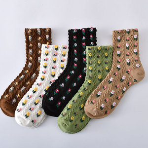 2023 nuove calze sportive con logo personalizzato in cotone con cilindro <span class=keywords><strong>tutto</strong></span> tridimensionale autunno inverno piccole calze floreali per il tempo libero - Product Image 6