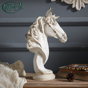 Décoration artisanale en résine tête de cheval style campagne française pour salon et entrée - Product Image 1