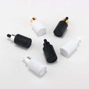 Frasco cuentagotas de vidrio de aceite de esencia pequeña esmerilada para el cuidado de la piel, aceite de suero, 30ml, <span class=keywords><strong>precio</strong></span> al por mayor de China, envase cosmético blanco y negro - Product Image 4