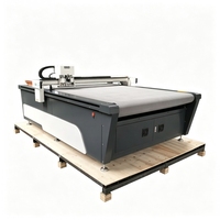 Machine de découpe CNC pour feuilles de PVC, panneaux acryliques, tapis de table, fibre de carbone et mousse plastique