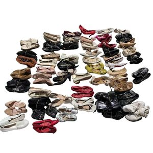 รองเท้าส้น<span class=keywords><strong>ส</strong></span>ูง<span class=keywords><strong>ส</strong></span>ำหรับผู้หญิงรองเท้างานแต่งรองเท้าส้นเตี้ยประดับพลอยเทียมหนังพียู<span class=keywords><strong>ส</strong></span>ำหรับผู้ใหญ่50กก. - Product Image 1