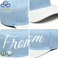 Casquettes de baseball à visière plate respirantes, design color-block personnalisé, avec logo privé, pour l'été et les activités décontractées en extérieur