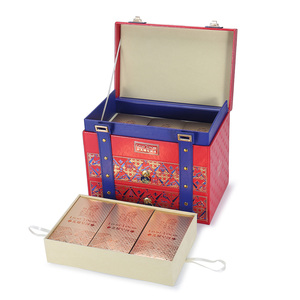 Boîte <span class=keywords><strong>cadeau</strong></span> personnalisée <span class=keywords><strong>de</strong></span> luxe en cuir PU écologique et matériaux recyclés, avec poignée et dorure à chaud, pour gâteaux <span class=keywords><strong>de</strong></span> lune, cadeaux <span class=keywords><strong>de</strong></span> Noël - Product Image 4