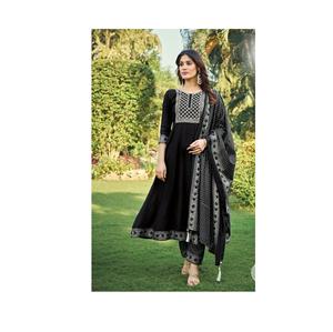 Robe traditionnelle à broderie Costume Salwar pour femme avec Dupatta pour festival et occasion spéciale d'Inde - Product Image 1