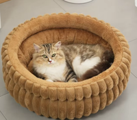 Luxuriöses, umweltfreundliches, gestepptes, rundes Plüsch-Katzen- und Hundebett mit abnehmbarem, waschbarem Bezug, rutschfest, für den Außenbereich, aus Polyester-Material.