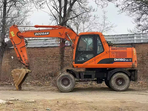 En stock, faible nombre d'heures de fonctionnement, pelle sur pneus DOOSAN DH150W-7 DH150W de 15 tonnes avec cabine climatisée pour la construction routière - Product Image 3