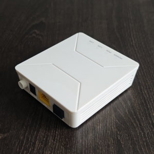 Terminal Optique Fibre Mini ZC-501 XPON ONU 1GE GPON EPON Double Mode pour FTTH, Fourniture d'Usine pour Opérateurs Internet (ISP) - Product Image 1