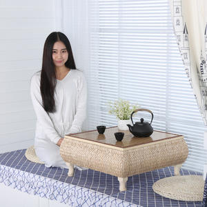 Mesa de centro cuadrada de mimbre con almacenamiento para balcón o uso en tatami - Product Image 1