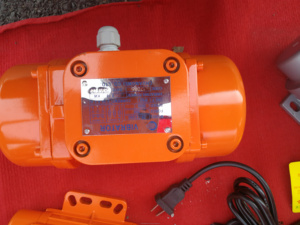 JS เครื่องผสมคอนกรีตแบบอัตโนมัติเพลาคู่เครื่องผสมคอนกรีตดีเซลขนาดเล็กสำหรับการก่อสร้าง - Product Image 5