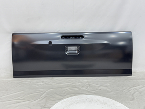 Puerta Trasera con Apertura Central, Orificio para Luz de Freno y Orificio para Cámara para Toyota Hilux <span class=keywords><strong>Vigo</strong></span> Doble Cabina y Fortuner Pickup 2005-2012 - Product Image 1