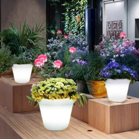 Pot de fleurs lumineux LED RGB à changement de couleur, grand format, pour extérieur, en plastique, avec télécommande, écologique, durable, pour la décoration intérieure