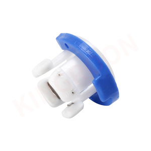 Connecteur rapide pour tube Bowden KINGROON 6 mm bleu blanc, fixation par clip en plastique pour imprimante 3D - Product Image 2