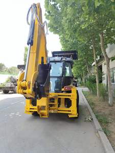 * Excavatrice de marque, pelle rétrocaveuse hydraulique 4x4, 2,5 tonnes, multifonction - Product Image 4