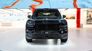 Véhicule à énergie nouvelle ZEEKR 9X toutes versions 2025, neuf ou d'occasion, SUV familial de luxe, performances robustes, en vente chaude - Product Image 2
