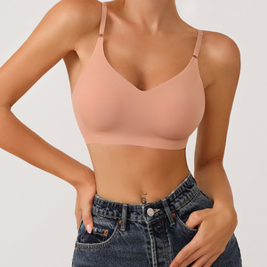 RTS verano corte láser <span class=keywords><strong>Por</strong></span> Mayor mujeres colorido sólido Bralette sujetador extraíble acolchado sujetadores inalámbrico sujetador sin costuras para niñas - Product Image 1