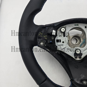 Le plus populaire Volant de direction en cuir lisse Hycent Sports pour E90 E92 E93 E82 E87 M3 (2004-2011) - Product Image 2