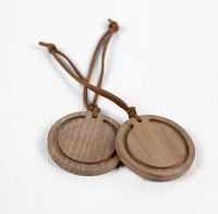 Diffuseur de parfum en bois de noyer naturel parfumé, pendentif diffuseur d'huiles essentielles, étiquette de diffusion suspendue, décoration d'intérieur parfumée