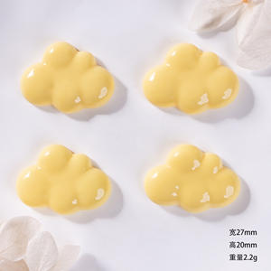 Vente en gros d'omelette nuage mignon dessin animé personnalisé Miniature plat bijoux tendance pendentif DIY résine fabrication de bijoux breloque - Product Image 2