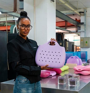Sac de plage en EVA tendance, directement de l'usine, sac de shopping imperméable, sac de voyage en caoutchouc lavable pour femmes, sacs d'extérieur pour femmes - Product Image 6