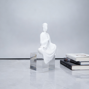 Statuetta di Buddha in Resina Stile Zen, Scultura Minimalista di Buddha, Ornamento di Alta Gamma per Soggiorno e Decorazione d'Interni - Product Image 6