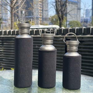 Nuovo Design che vende bene in tutto il mondo bottiglia di titanio puro senza inquinamento <span class=keywords><strong>salute</strong></span> nessun rivestimento isolato bottiglie d'<span class=keywords><strong>acqua</strong></span> - Product Image 6