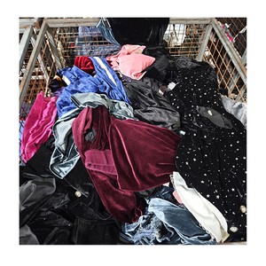 <span class=keywords><strong>Compra</strong></span> y <span class=keywords><strong>Venta</strong></span> de <span class=keywords><strong>Ropa</strong></span> <span class=keywords><strong>Usada</strong></span>: Fardos Mixtos de <span class=keywords><strong>Ropa</strong></span> de Marca de Segunda Mano para Niños, Niñas, Mujeres y Hombres, <span class=keywords><strong>Ropa</strong></span> de Invierno, Contenedor al por Mayor - Product Image 5
