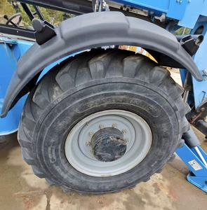 Matériel de construction d'occasion, best-seller : chargeur télescopique 4x4 de 4 tonnes, modèle original Genie GTH1056, avec flèche télescopique de 17 m. - Product Image 5