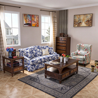Amerikanischer 3-Sitzer-Sofa für Wohnzimmer, Blumenmuster-Stoffbezug, Massivholzrahmen für Villa und Apartment