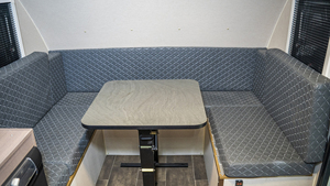 Приключенческие готовые многофункциональные китайские караваны RVs & Campers с 4 персоны для сна - Product Image 4