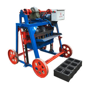 Evofvo — sachet de déchets en plastique, machine à presser, chariot élévateur, convoyeur, ceintures, carreaux de brique en bois - Product Image 1