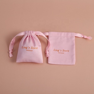 Sac à cordon en toile de coton rose personnalisé 9x12cm avec double ruban en gros-grain satiné, pochette à bijoux en toile - Product Image 6